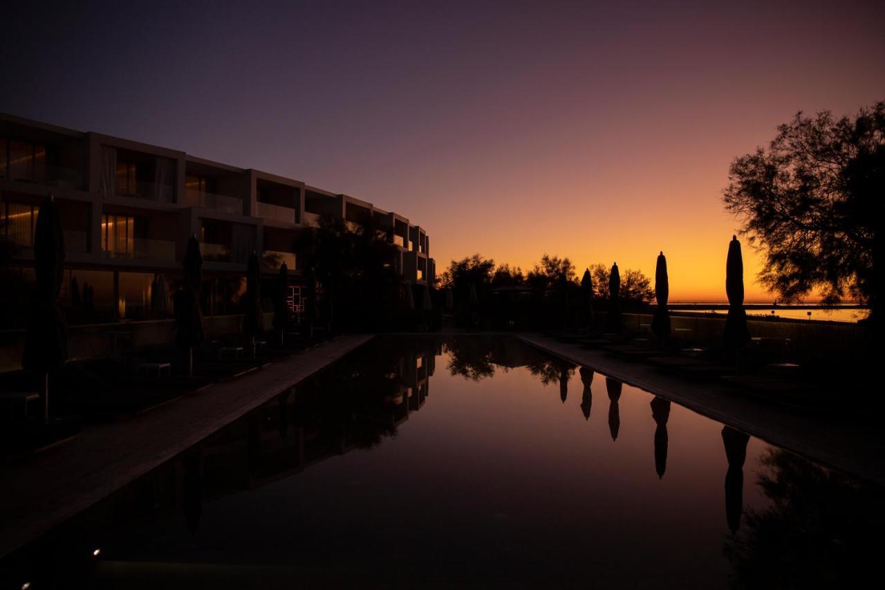 Hotel Plage Palace & Spa Palavas-les-Flots Exterior photo Sunset at the Village
