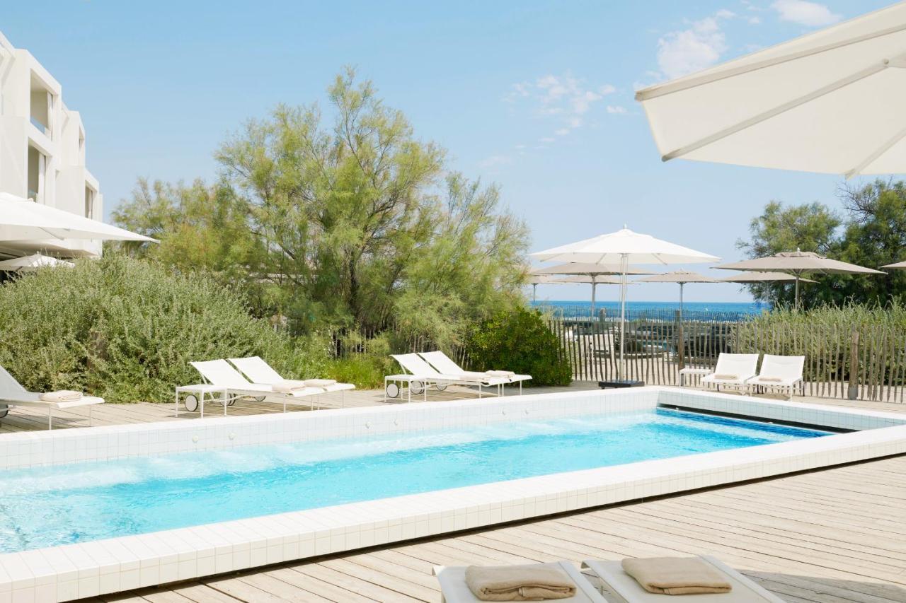 Hotel Plage Palace & Spa Palavas-les-Flots Exterior photo The pool at the Hotel