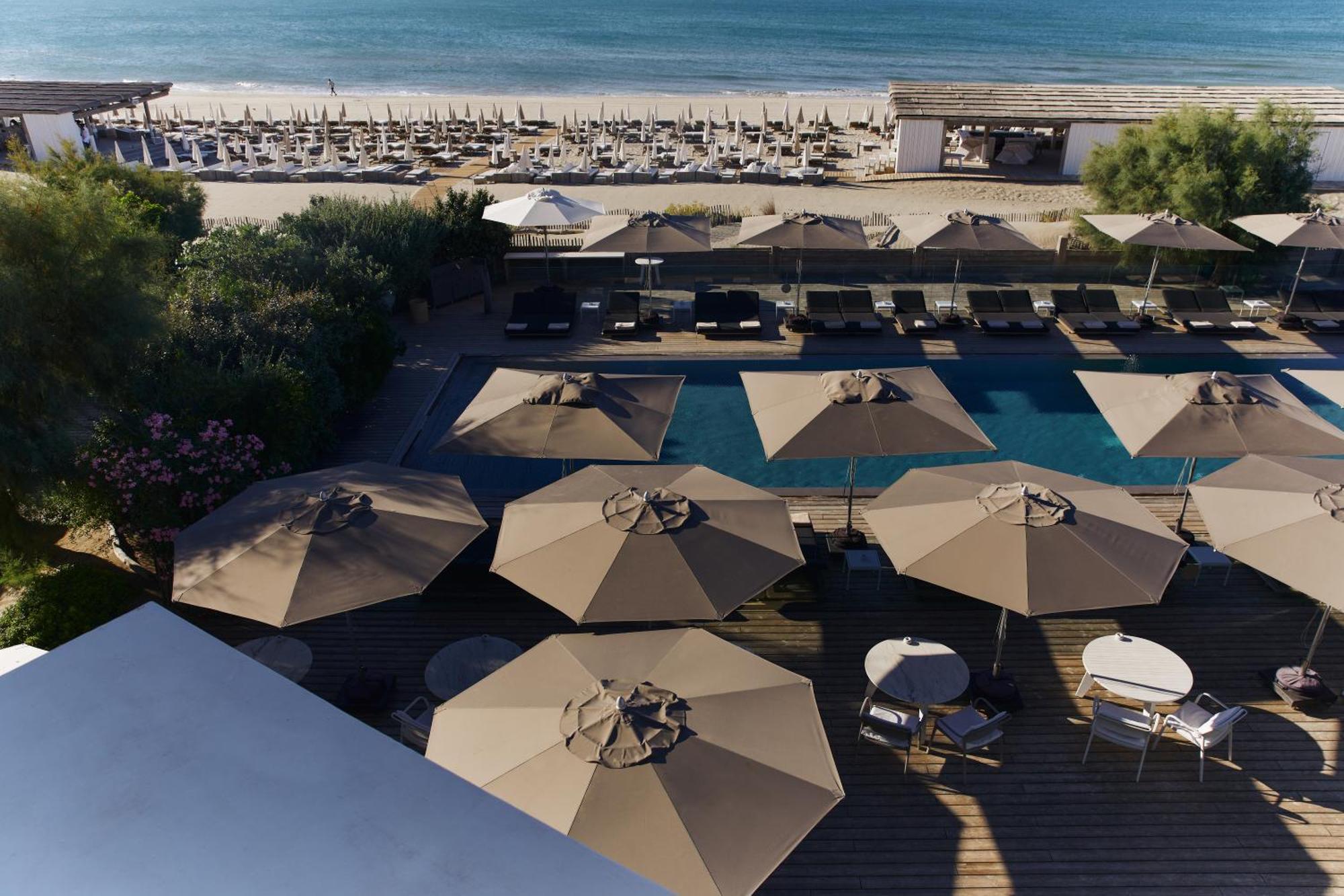 Hotel Plage Palace & Spa Palavas-les-Flots Exterior photo The beach at the hotel